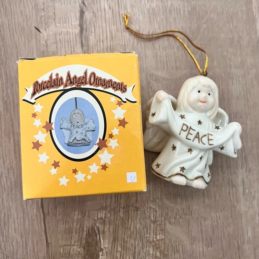NIB Vintage‎ 2002 Porcelain Angle Christmas Holiday Ornament - Peace